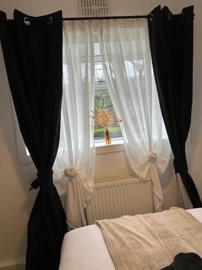 Lovely 2Bedroom 4Mins From Wimbledon Station London Exterior photo