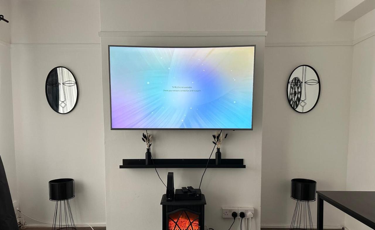 Lovely 2Bedroom 4Mins From Wimbledon Station London Exterior photo