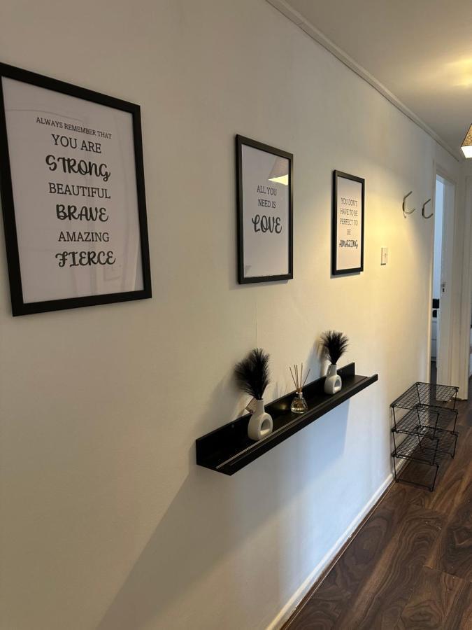Lovely 2Bedroom 4Mins From Wimbledon Station London Exterior photo