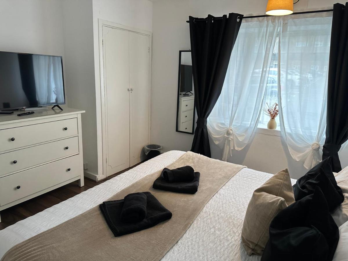 Lovely 2Bedroom 4Mins From Wimbledon Station London Exterior photo