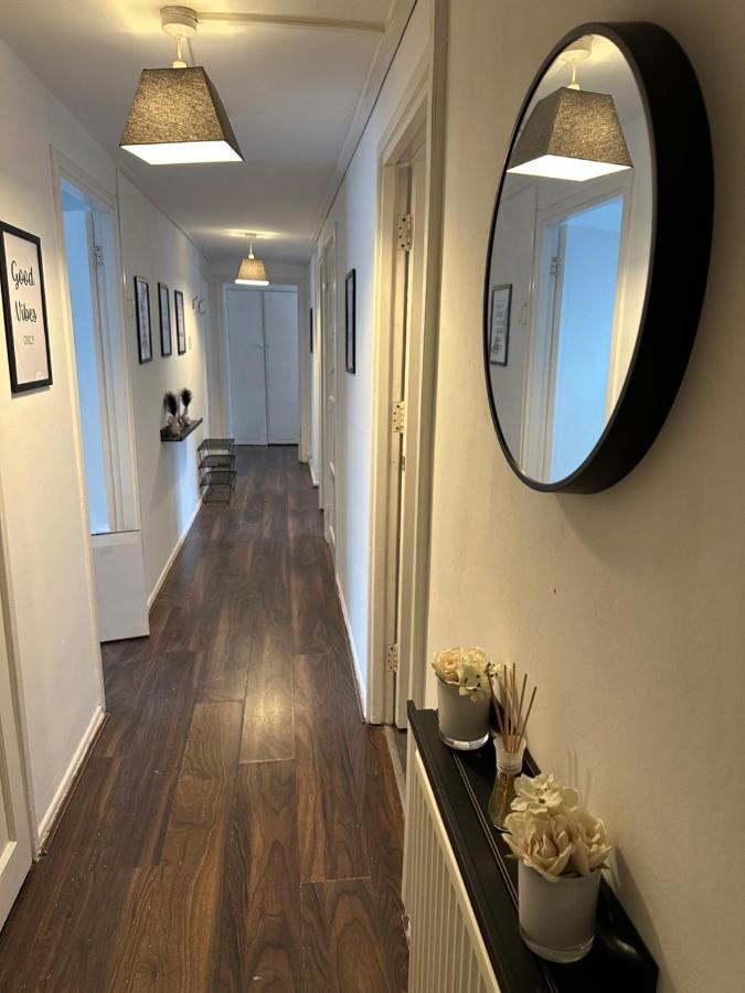 Lovely 2Bedroom 4Mins From Wimbledon Station London Exterior photo