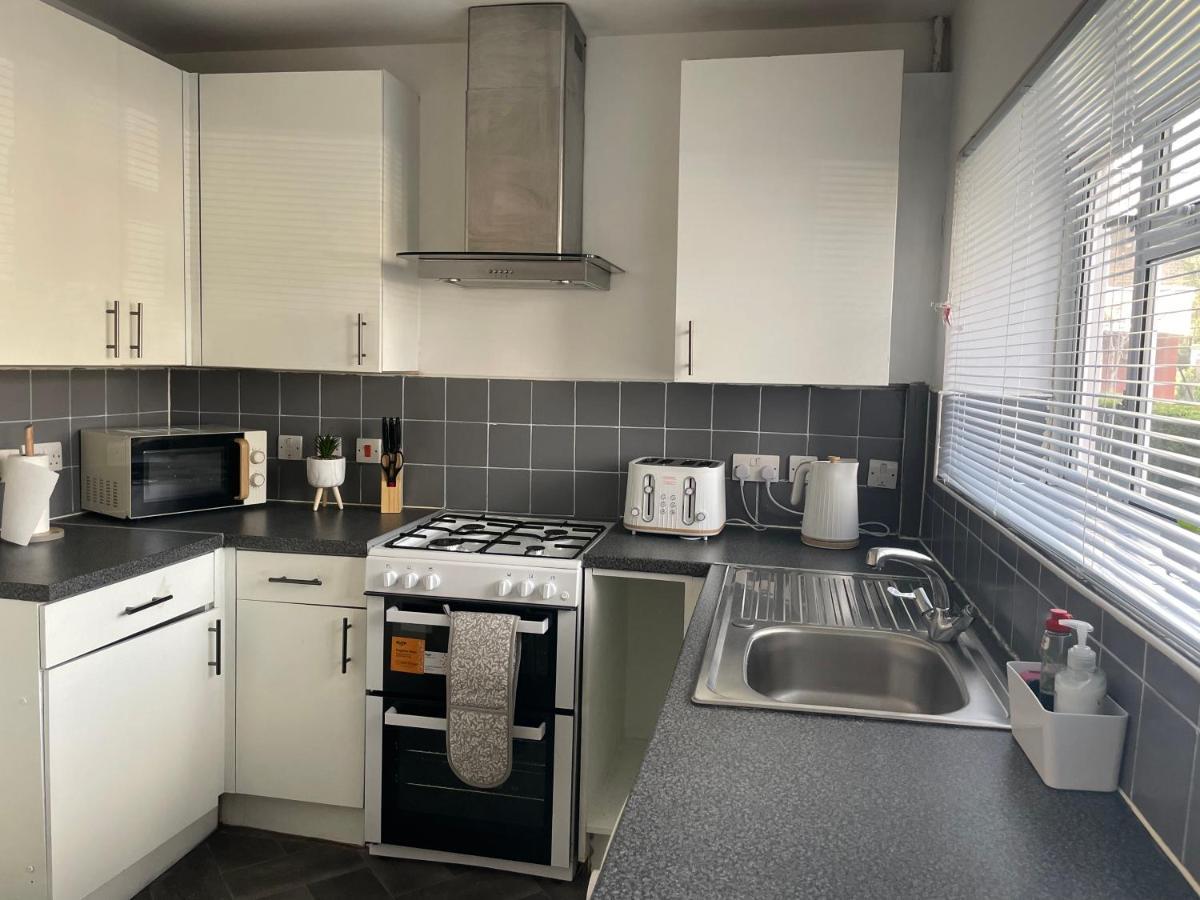 Lovely 2Bedroom 4Mins From Wimbledon Station London Exterior photo